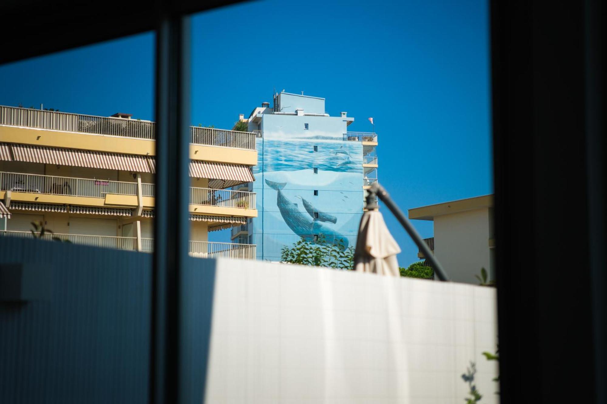 Villa Bono Jacuzzi & Spa Saint-Laurent-du-Var Exterior foto
